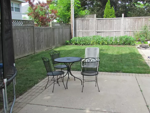 Glenview, IL 60025,3101 Central RD