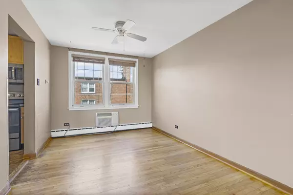 Chicago, IL 60625,2434 W FARRAGUT ST #3B