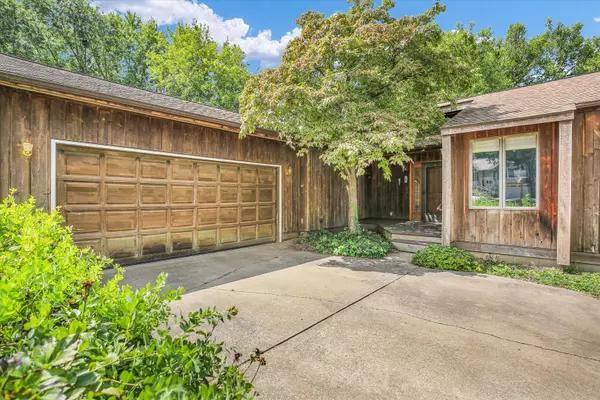 Mahomet, IL 61853,1203 Marianne CT