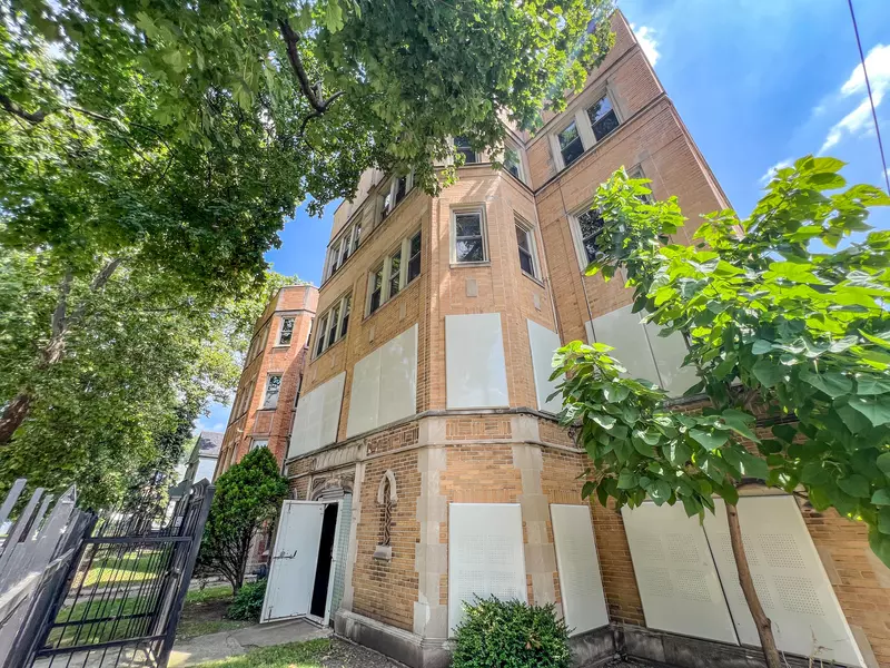 7959 S Muskegon AVE, Chicago, IL 60617