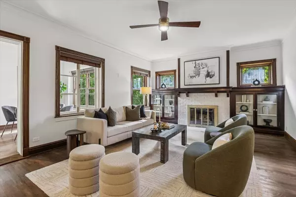 Chicago, IL 60640,4616 N Magnolia AVE #2