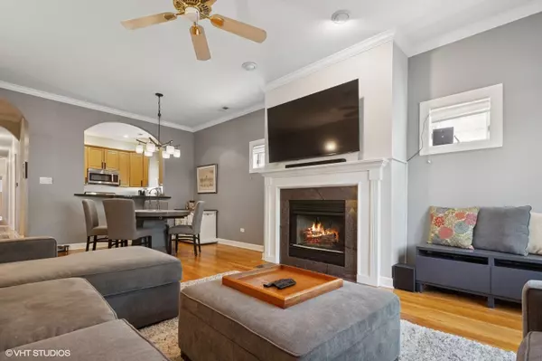 Chicago, IL 60640,4437 N Ashland AVE #2S