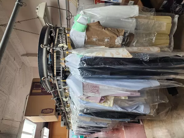 Chicago, IL 60618,4157 N damen AVE