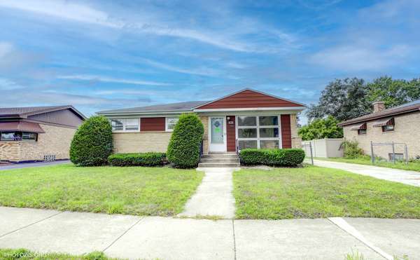 9236 Osceola AVE, Morton Grove, IL 60053
