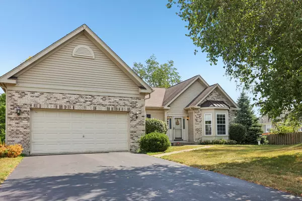891 Talismon CT, Fox Lake, IL 60020