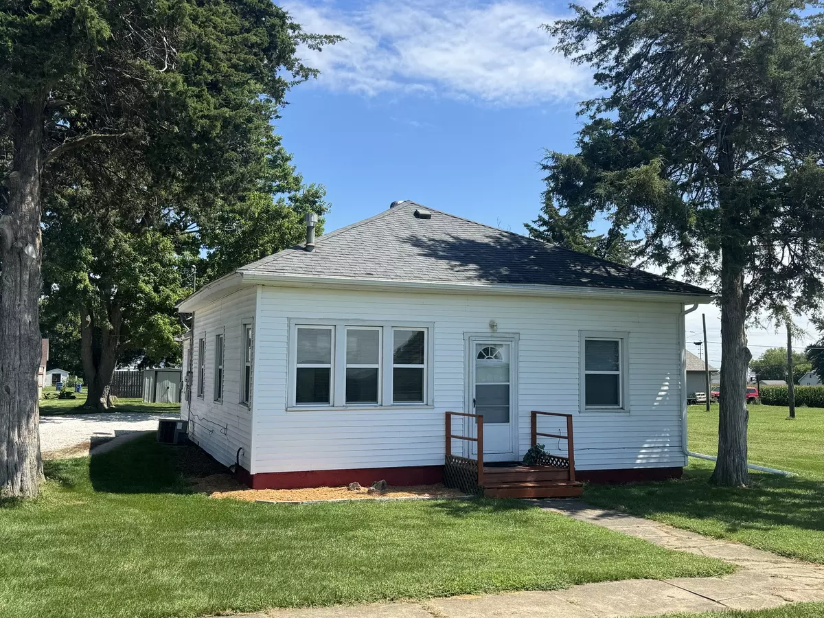 Cherry, IL 61317,306 S 4th ST