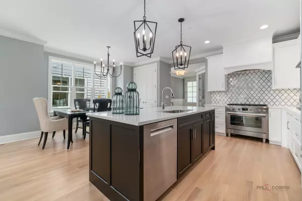 Highland Park, IL 60035,1062 Livingston AVE