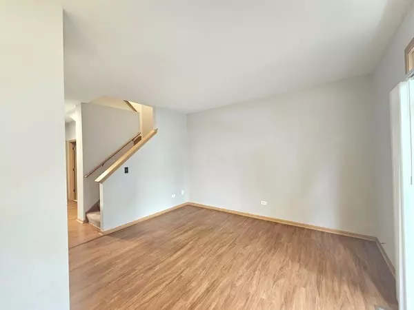 Naperville, IL 60564,2944 White Thorn CIR