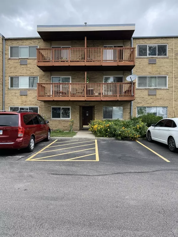 728 Dempster ST #210, Mount Prospect, IL 60056