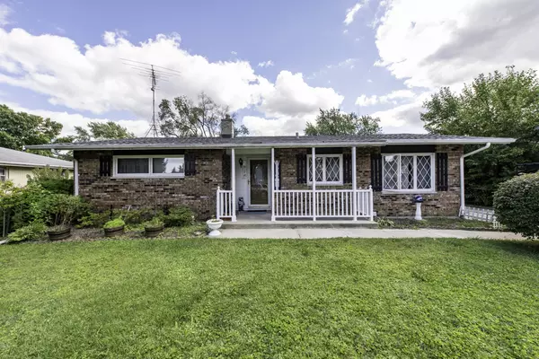 2917 Hyde Park AVE, Waukegan, IL 60085
