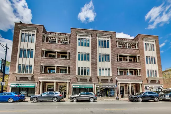 Chicago, IL 60614,2401 N Janssen AVE #402