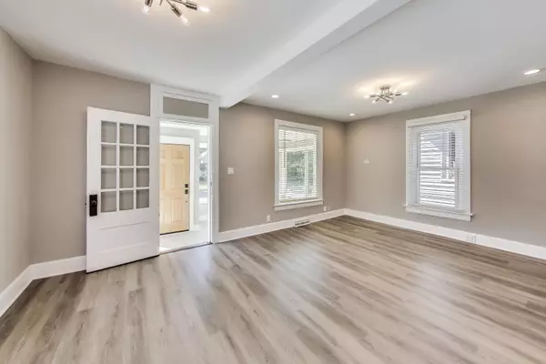 Highland Park, IL 60035,415 Bloom ST