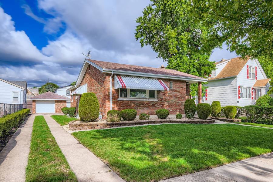 10834 S Albany AVE, Chicago, IL 60655