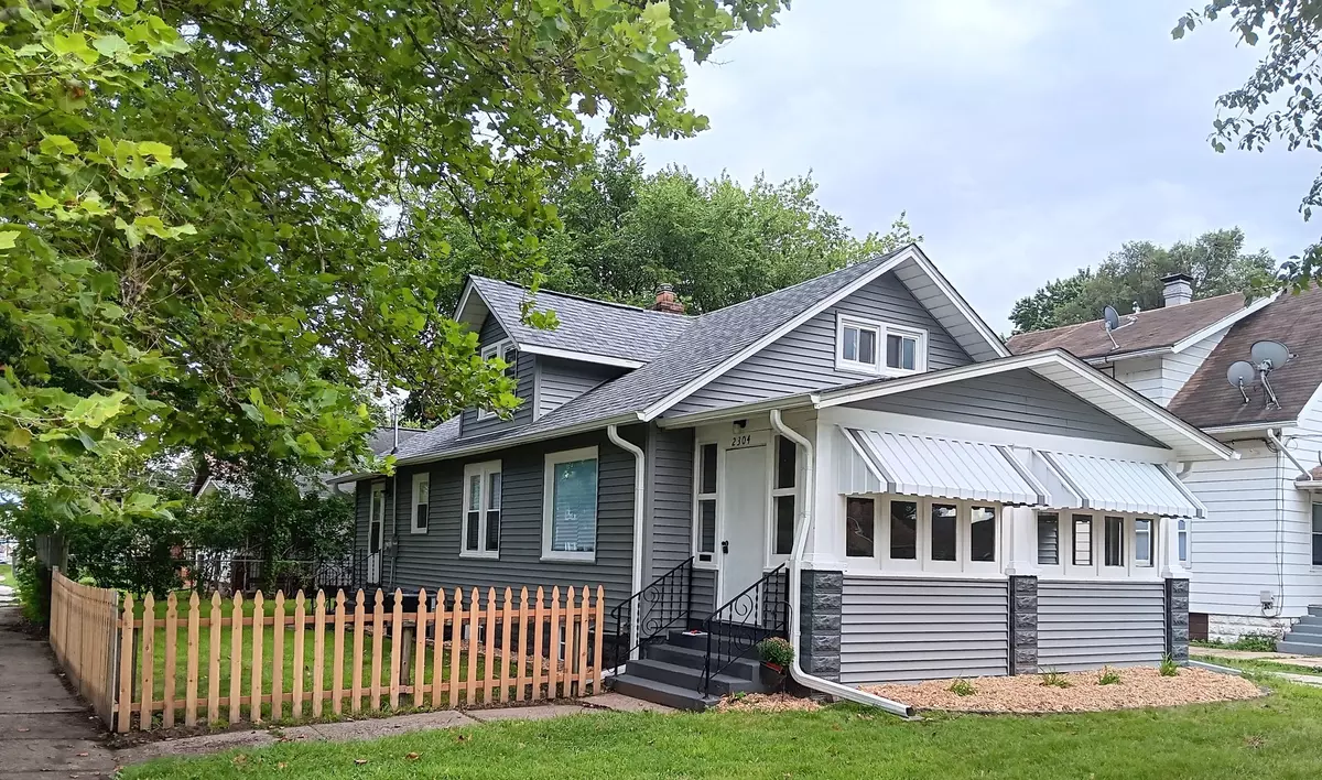 Rockford, IL 61104,2304 10th ST