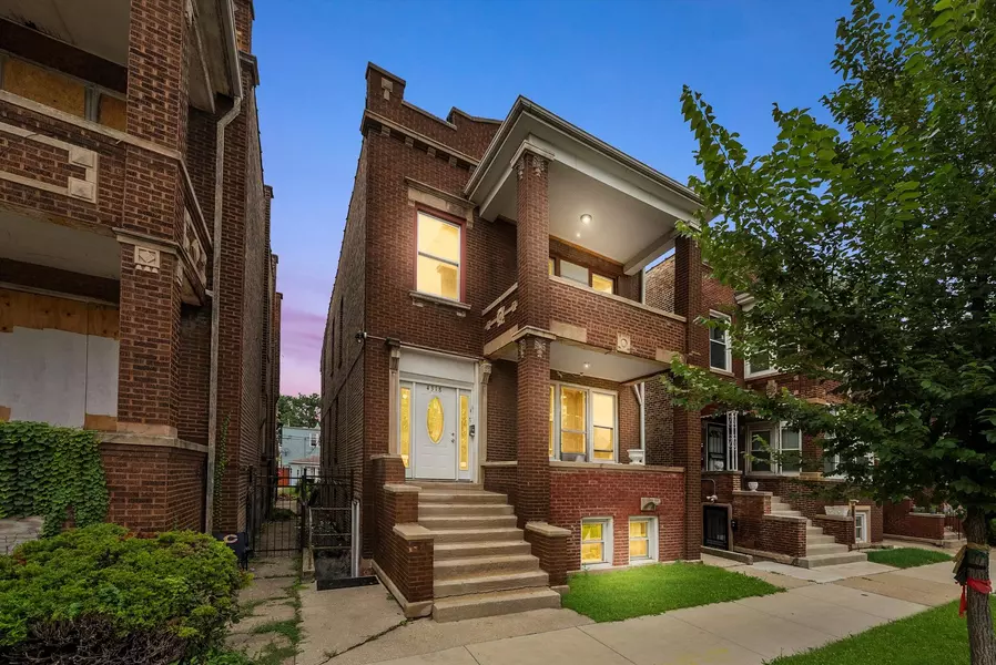 4318 W Cermak RD, Chicago, IL 60623