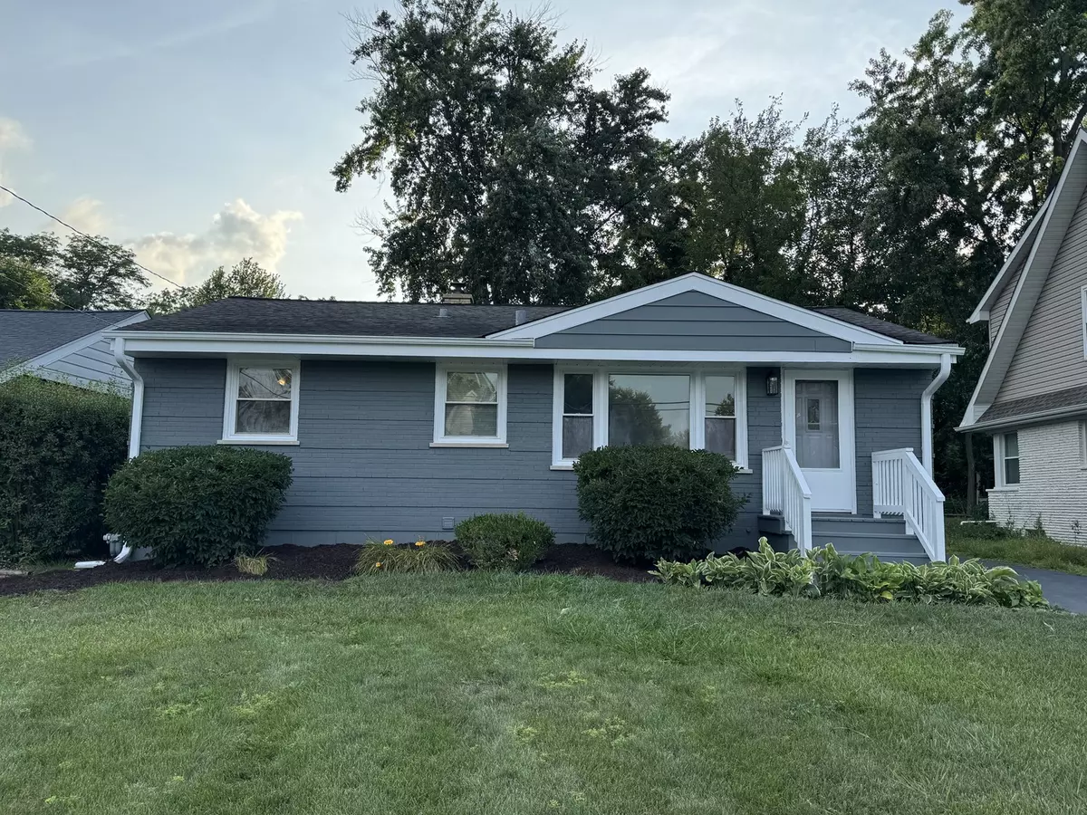 Glen Ellyn, IL 60137,758 N Kenilworth AVE