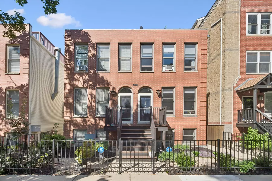 3732 N Janssen AVE #A, Chicago, IL 60613