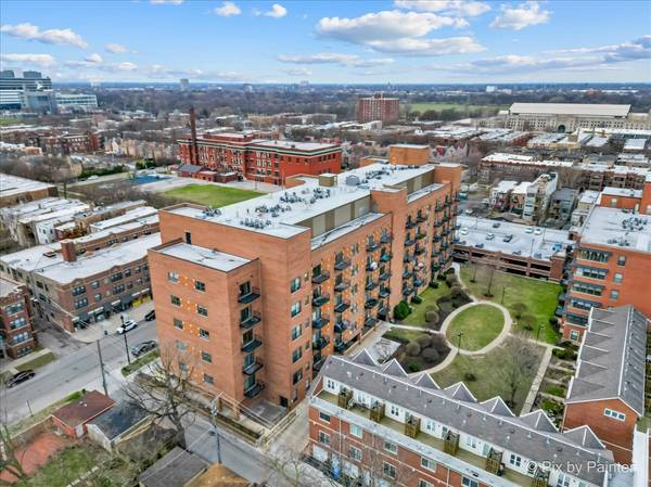 1000 E 53rd ST #221, Chicago, IL 60615
