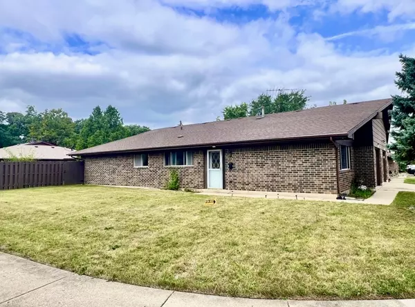 Streamwood, IL 60107,1215 Fulton DR