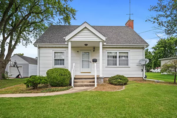 485 E Fourth ST, El Paso, IL 61738