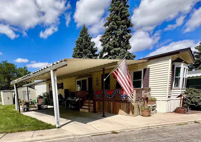 1336 Douglas AVE #13, Montgomery, IL 60538