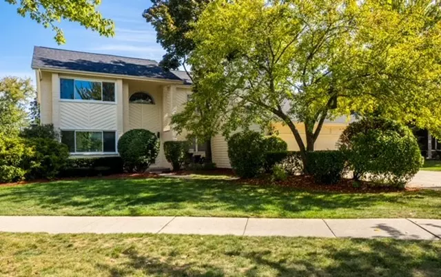 Buffalo Grove, IL 60089,1903 Sheridan RD