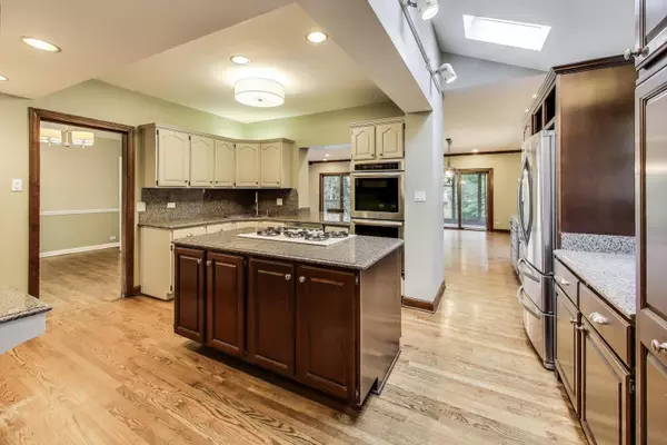 Park Ridge, IL 60068,624 N MERRILL ST