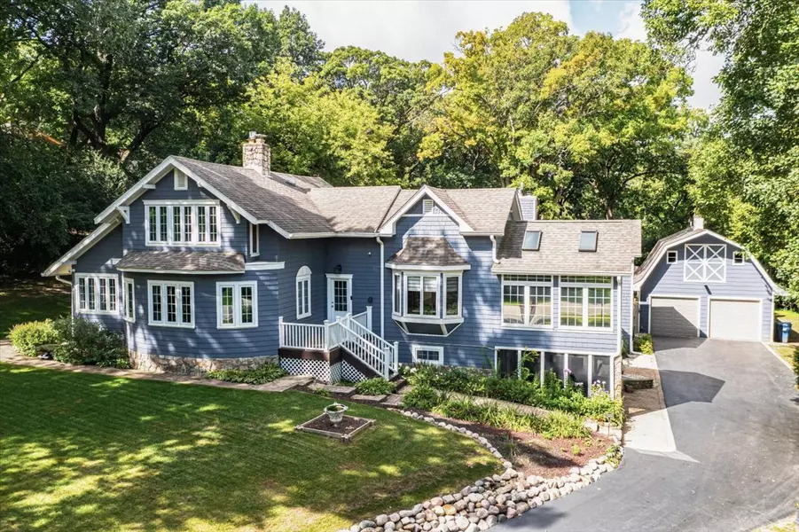 25440 N Wagon Wheel CT, Barrington, IL 60010