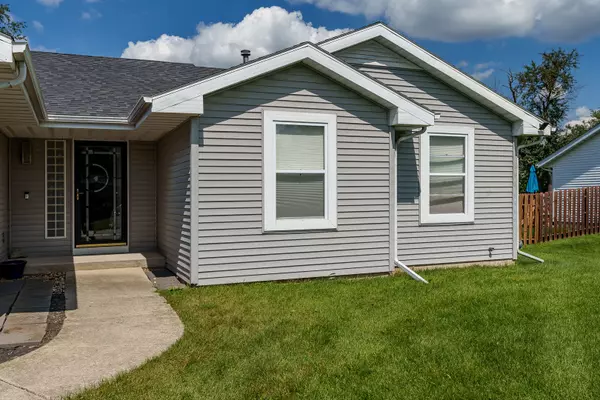 South Beloit, IL 61080,5637 Longest DR