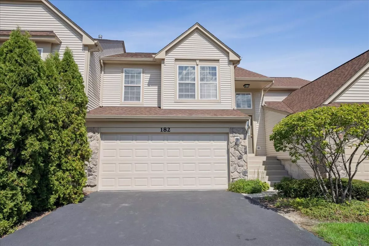 Round Lake, IL 60073,182 W CHATHAM LN #182