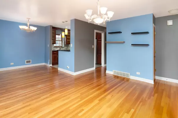 Skokie, IL 60076,8449 Christiana AVE