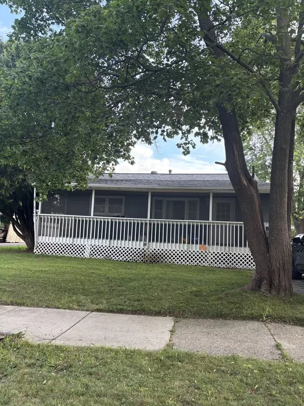 1635 Ferry ST, Waukegan, IL 60087