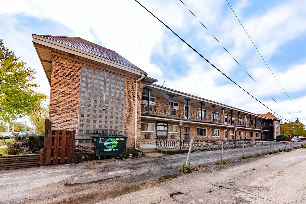 Niles, IL 60714,9450 Washington RD #4B