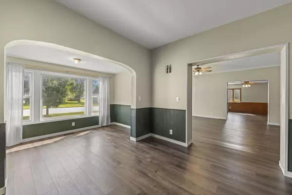 Herscher, IL 60941,301 N Main ST