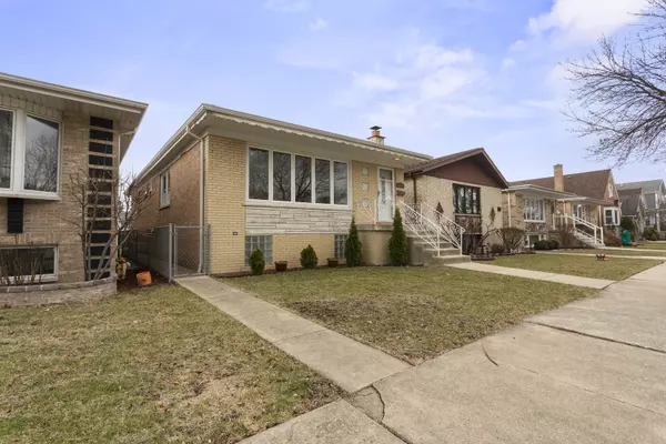 Chicago, IL 60630,4567 N Merrimac AVE