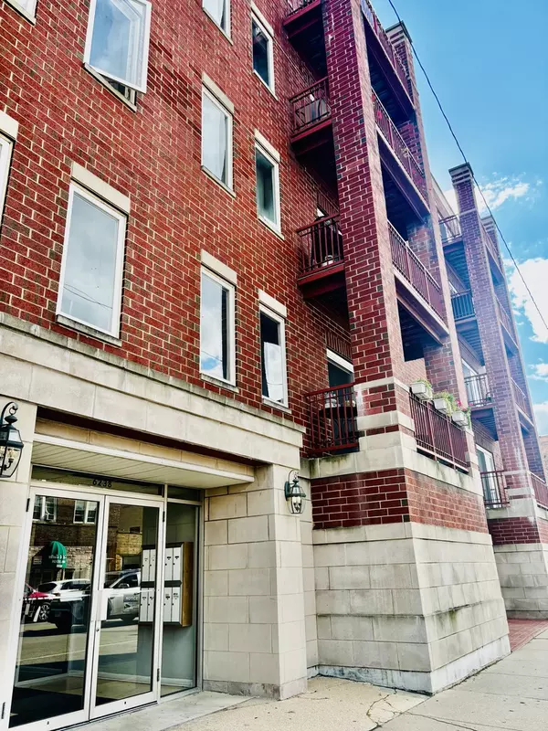 Berwyn, IL 60402,6238 26th ST #201