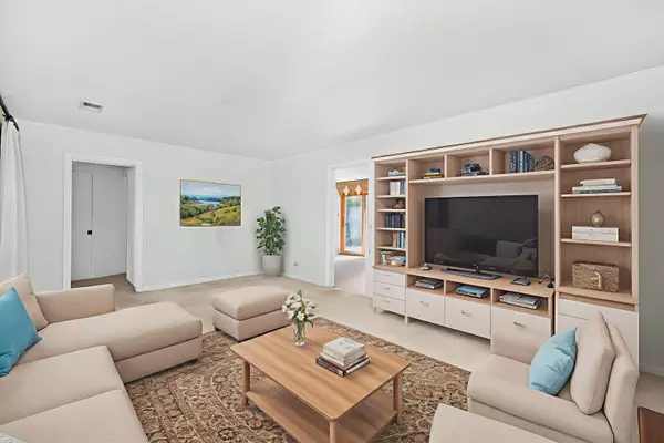 Park Forest, IL 60466,243 Indianwood BLVD