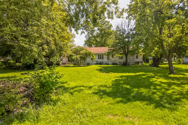 112 N Maple ST, Gilman, IL 60938