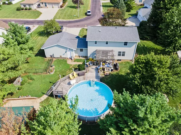 Colfax, IL 61728,417 Sunset DR