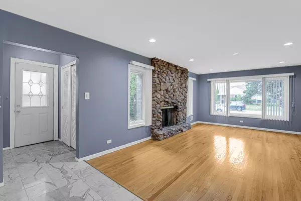 Lincolnwood, IL 60712,4465 LUNT AVE