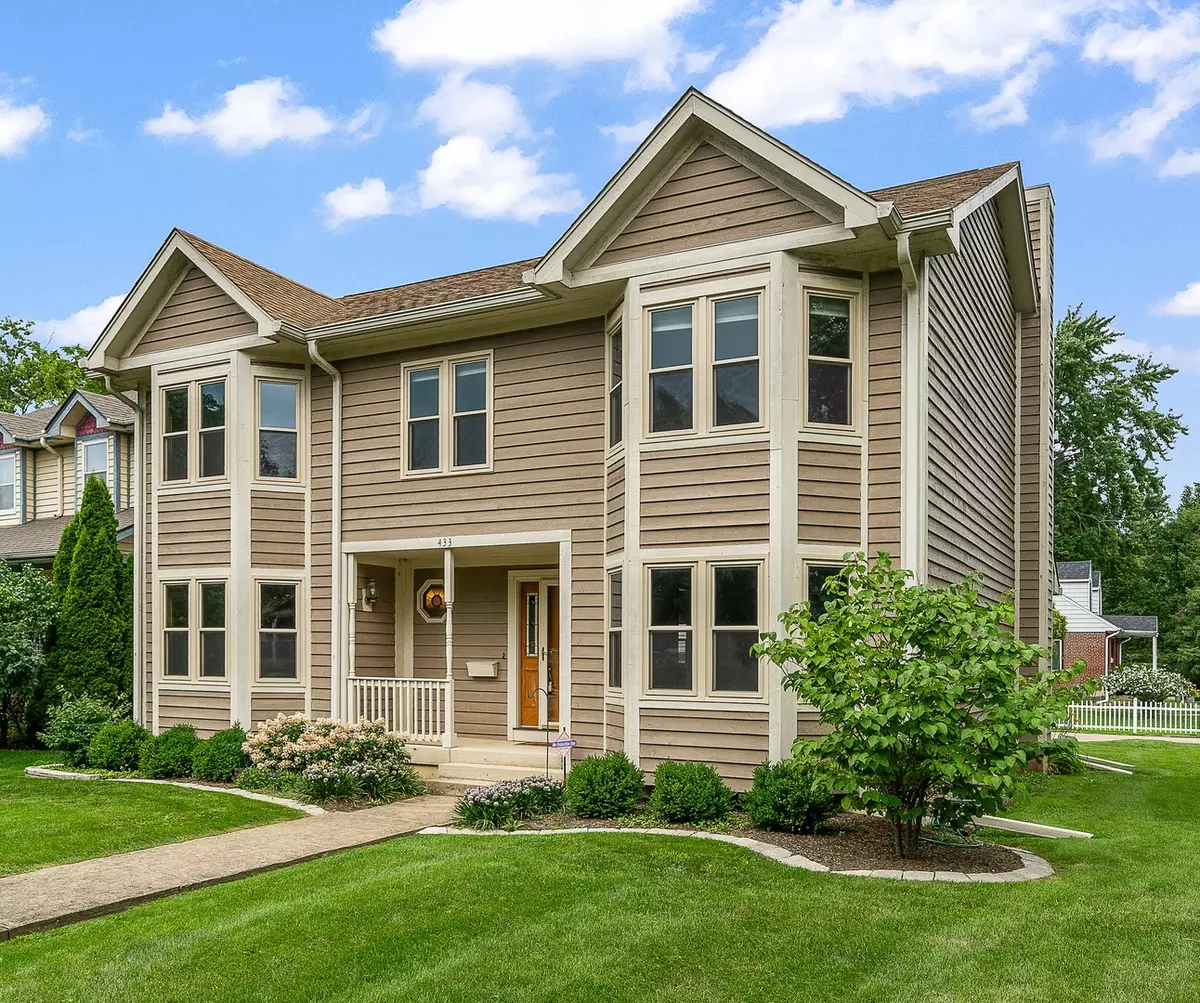 West Chicago, IL 60185,433 Virgie PL