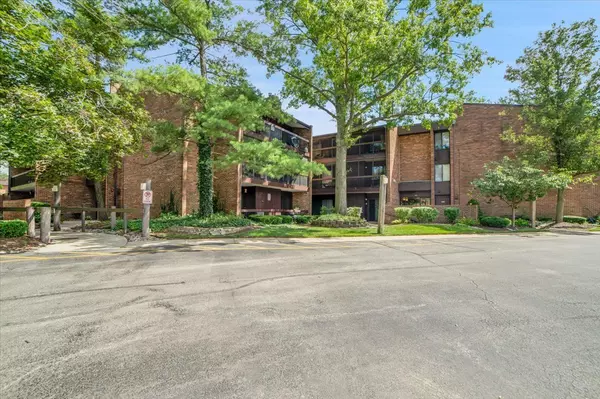 Oak Forest, IL 60452,14511 Central CT #M2