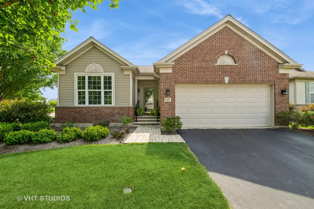 Elgin, IL 60124,2451 Rolling Ridge LN