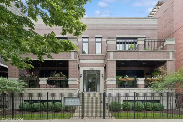 3048 N RACINE AVE #1N, Chicago, IL 60657