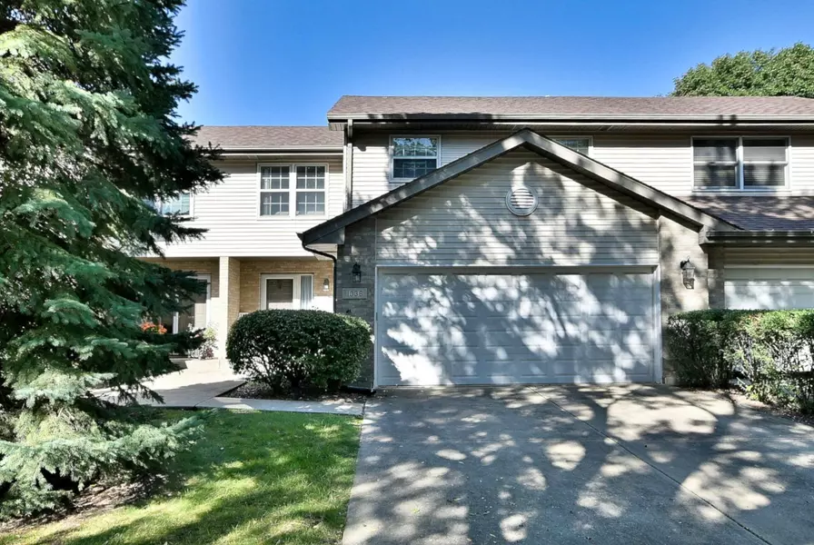 1036 Claremont DR, Downers Grove, IL 60516
