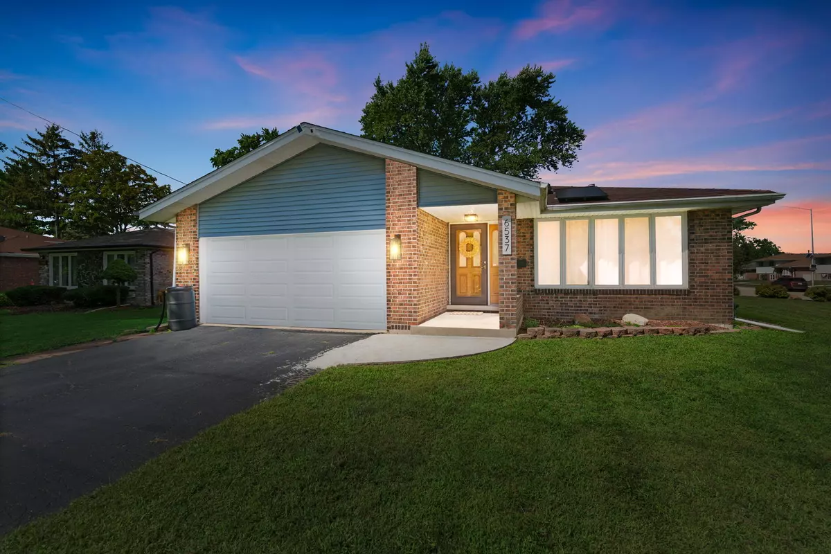 Worth, IL 60482,6537 W 107th ST