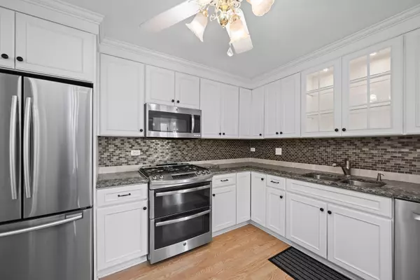 Palatine, IL 60074,950 E Wilmette RD #418