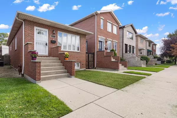 Chicago, IL 60609,4217 S Emerald AVE