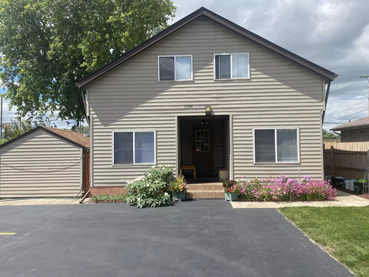 Justice, IL 60458,8304 S 79th CT