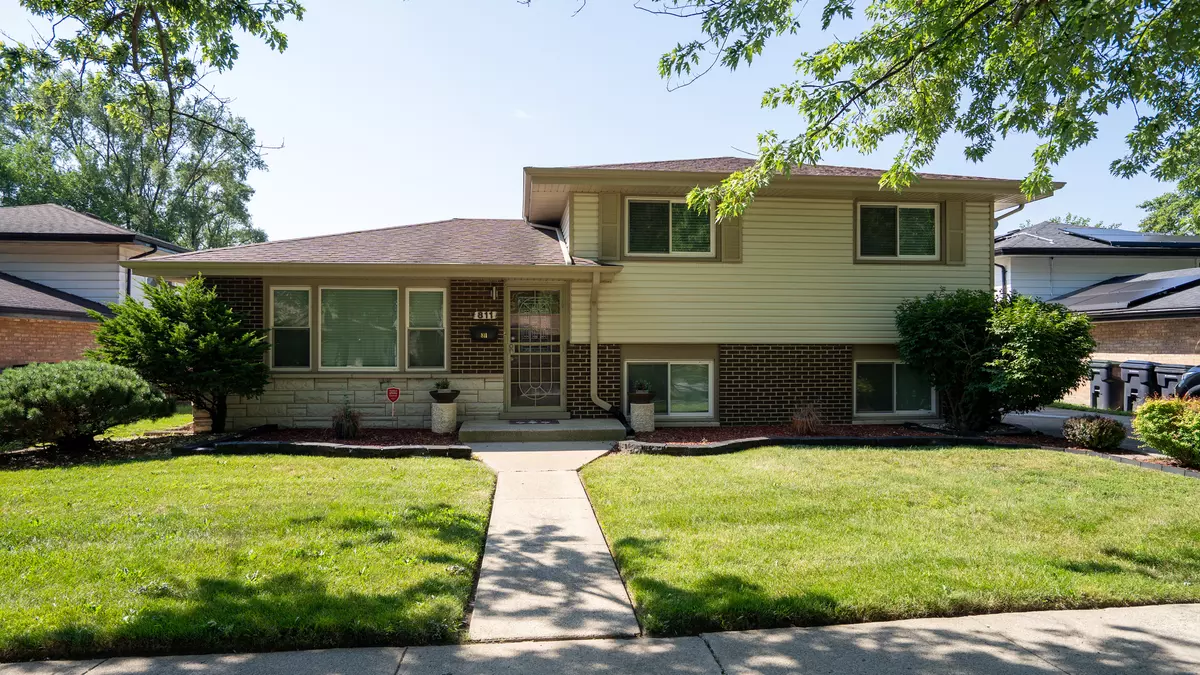 South Holland, IL 60473,811 E 169th PL